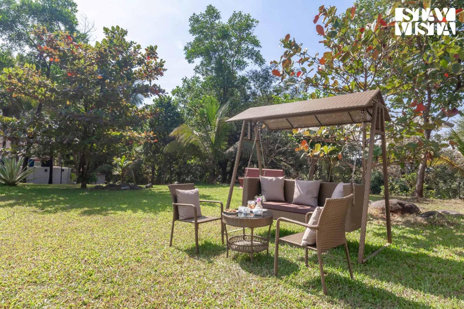 Stayvista'S Firefly Mountain Retreat - Villa With Private Pool, Gazebo & Terrace Karjat Esterno foto