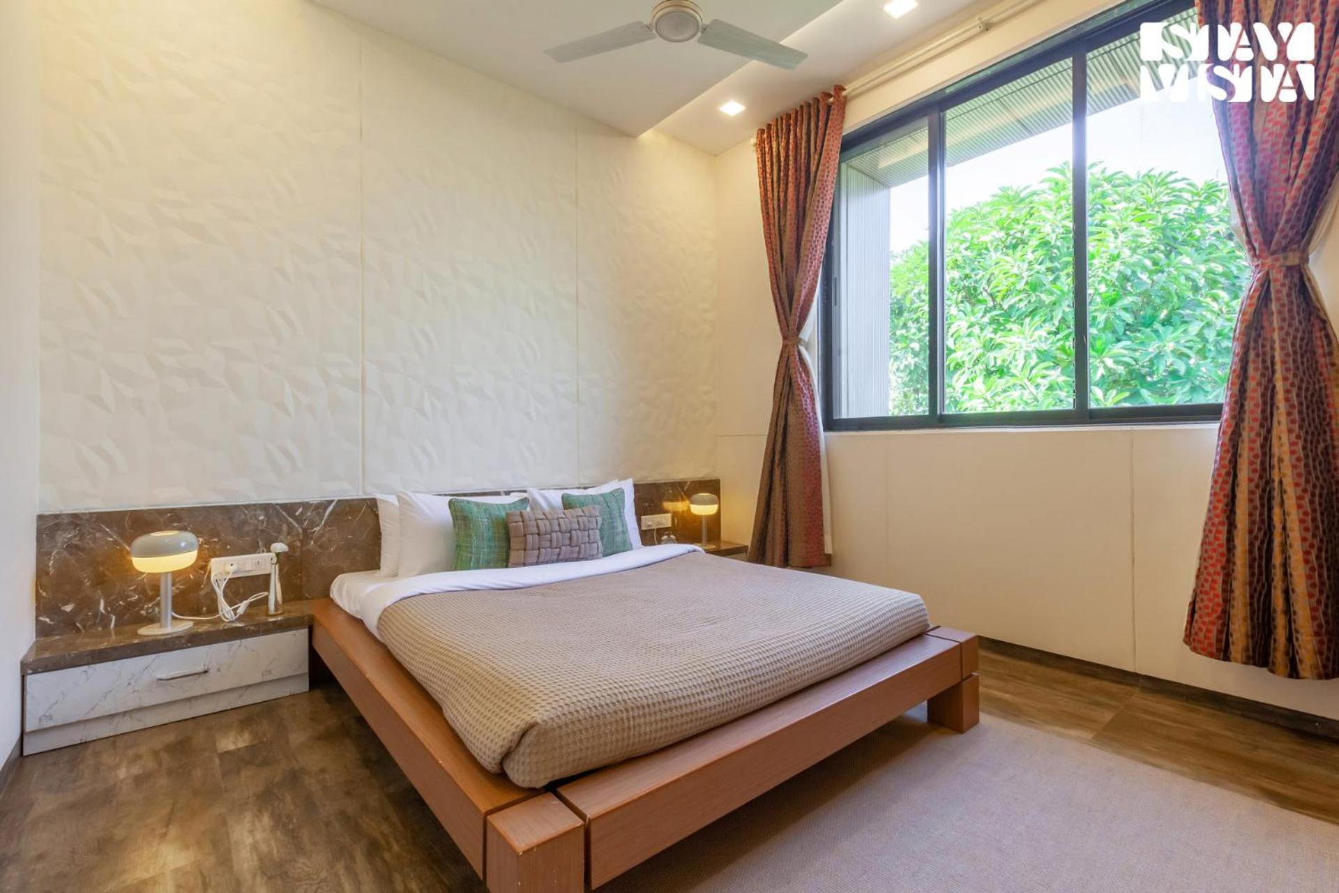 Stayvista'S Firefly Mountain Retreat - Villa With Private Pool, Gazebo & Terrace Karjat Esterno foto